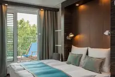 Motel One Dusseldorf Hauptbahnhof 