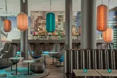 Motel One Dusseldorf Hauptbahnhof 