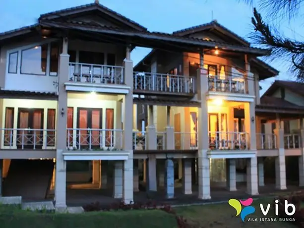 Villa Istana Bunga