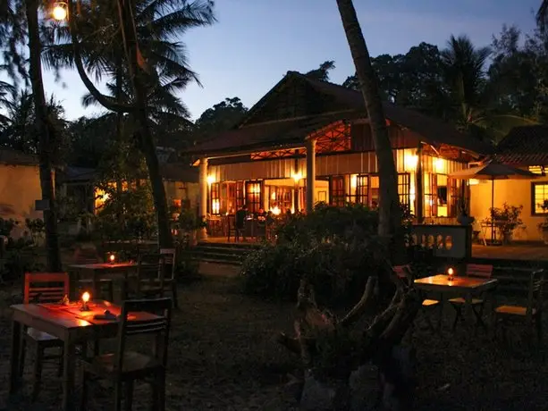 Bamboo Cottages