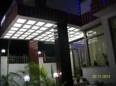 Hotel Viraat Inn 