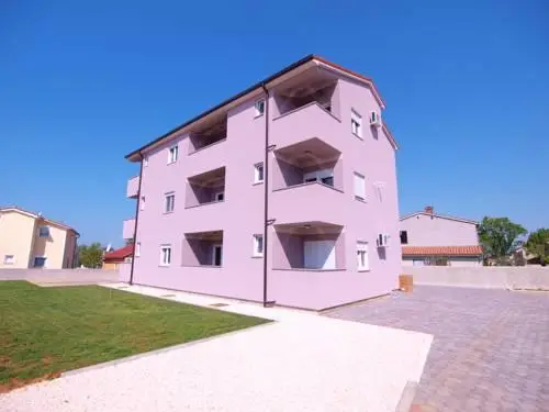 Apartments Nesic Peroj