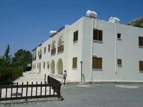 Pelekanos Apartments 