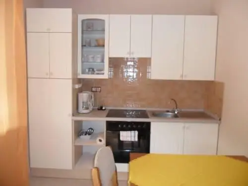 Anita Apartmanhaz Sarvar 