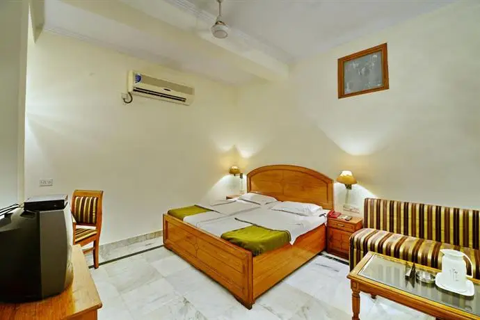 Hotel Mahalaxmi Plaza - Faridabad