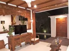 The Calmtree Bungalows 