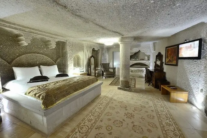 Ottoman Cave Suites 