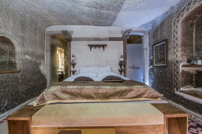 Ottoman Cave Suites 