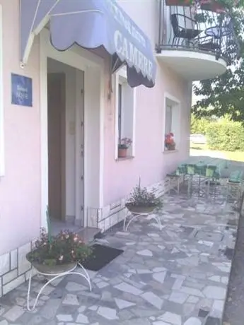 Guest House Surina 