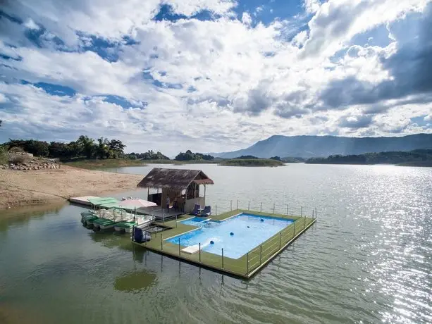 The Sanctuary Nam Ngum Beach Resort 