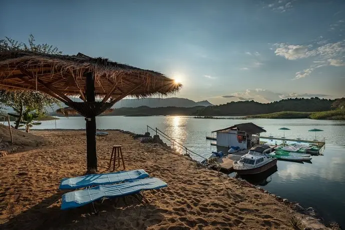 The Sanctuary Nam Ngum Beach Resort 