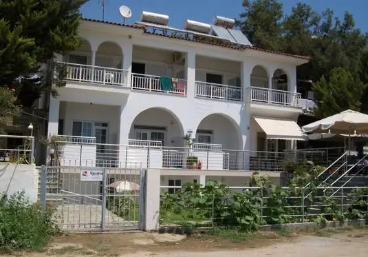 Paschalia Apartments 