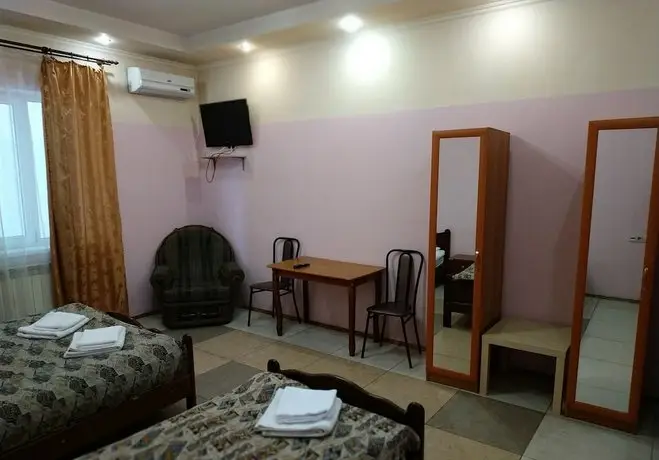 Lira Hostel 