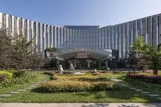 Sheraton Changchun Jingyuetan Hotel 