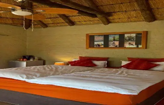 Ama Amanzi Bush Lodge