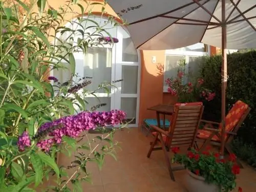 Villa Viola Apartmanhaz