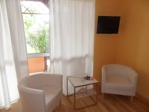 Villa Viola Apartmanhaz