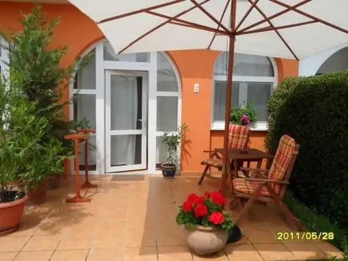 Villa Viola Apartmanhaz 