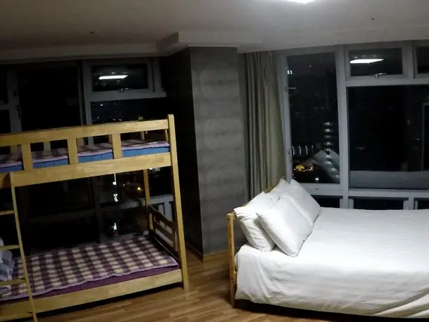 Busan Popcorn Hostel 