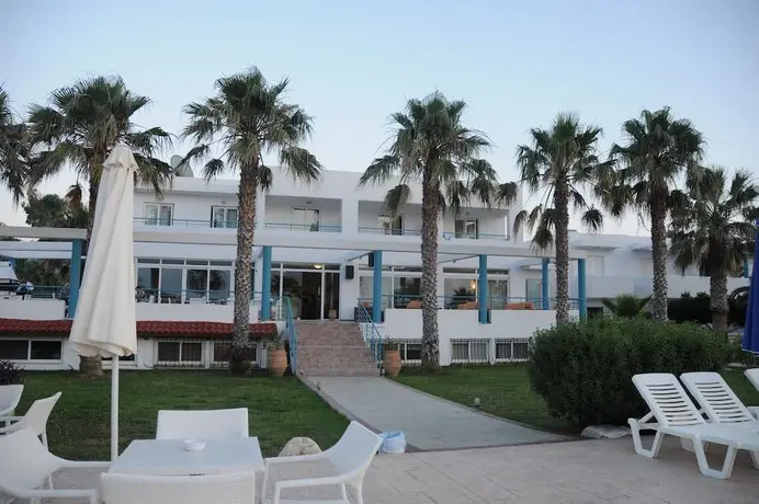 Irina Beach Hotel 