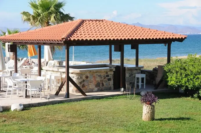 Irina Beach Hotel 