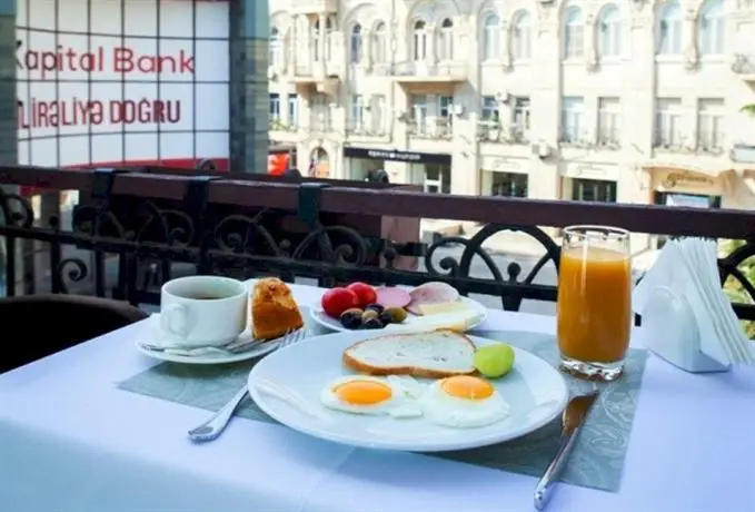 Bristol Hotel Baku 