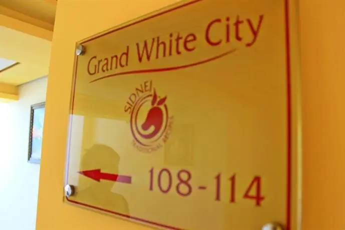 Grand White City Hotel