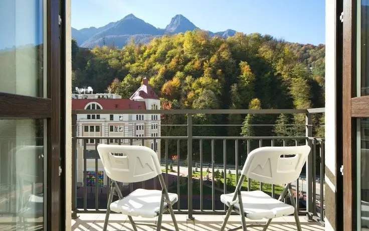 AZIMUT Hotel FREESTYLE Rosa Khutor 