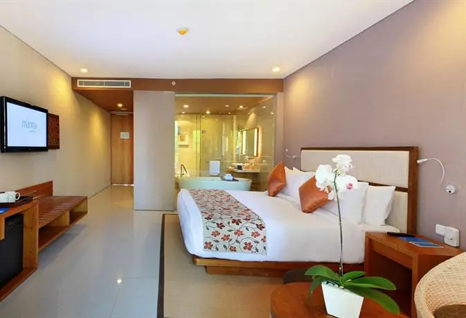 Vouk Hotel & Suites 