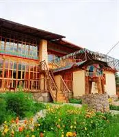 Timberline Lodge Hostel 