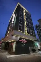 Capital Tirana Hotel 