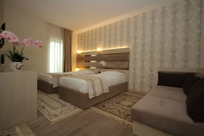 Capital Tirana Hotel 