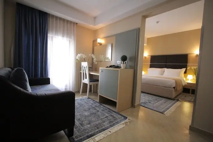 Capital Tirana Hotel 