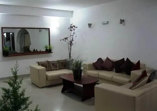 Sudhis Homestay Service Apartments