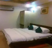 Hotel Shree Vatika 