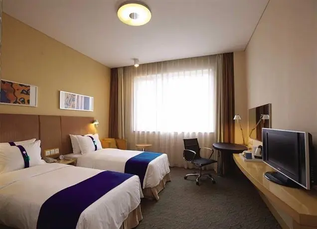 Holiday Inn Express Yancheng City Center 