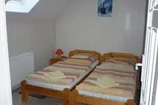 Andras Apartmanhazak 