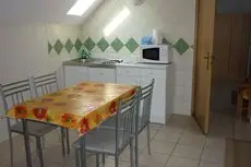 Andras Apartmanhazak 