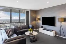 Meriton Suites Herschel Street 