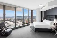 Meriton Suites Herschel Street 