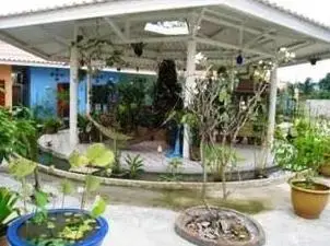 Ooy's Garden Room 