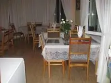 Akvarel Guest House 