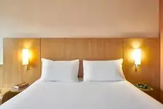 Ibis Barcelona Centro Sagrada Familia 