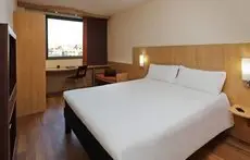 Ibis Barcelona Centro Sagrada Familia 