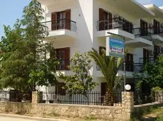 Eytyxia Apartments 