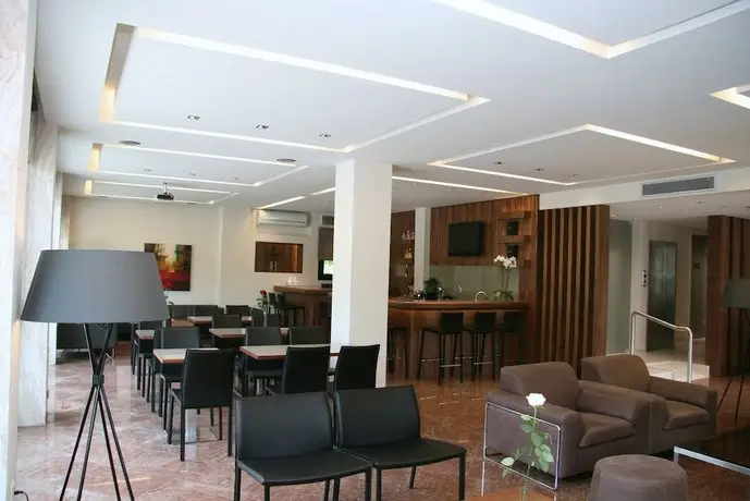 Alexakis Hotel 