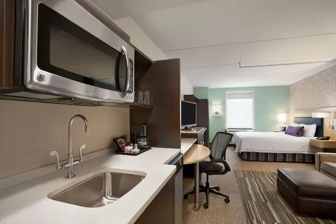 Home2 Suites by Hilton Philadelphia Convention Center 