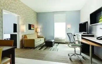 Home2 Suites by Hilton Philadelphia Convention Center 