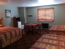 New Summit Inn 