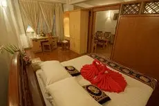 Hotel Mandalay 